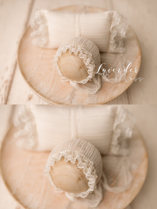 Dulce Bonnet and Pillow Set
